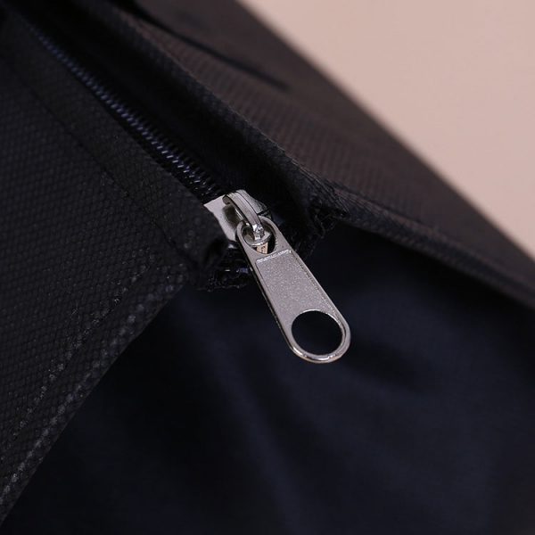 zipper-closure-cooler-bag