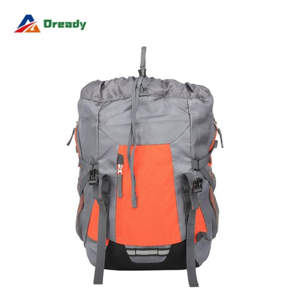 Waterproof and comfortable mountaineering backpack