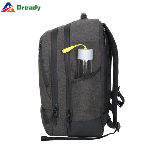 backpack-has-multi-compartment