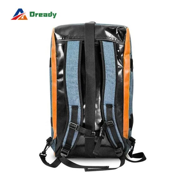 Large-capacity-travel-backpack